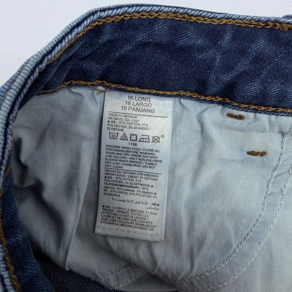 Old Navy Mid-Rise Kicker Boot-Cut Jeans Womens 16 Long Dark Wash Blue Denim - Picture 3 of 9